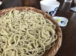 山の実