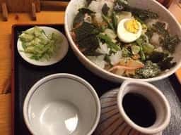 東家