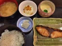 DINING さくら