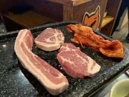豚とこ豚 立川本店