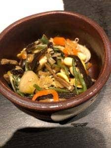 川崎銀柳街入口のひもの屋