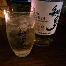 新栄 EIGHT