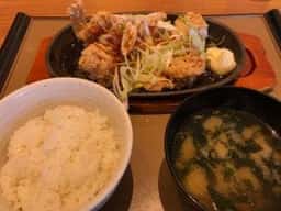 やよい軒 富士本市場店