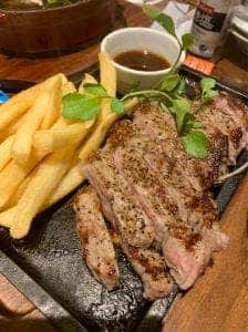 銀座ライオン KITTE博多店