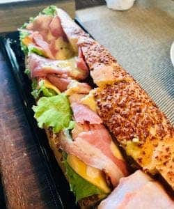 小麦の郷 ライフ篠崎店