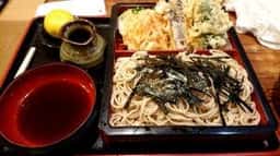 三勝そば店