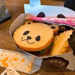 アドベンチャーワールド エンジョイドーム フードコート