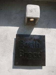 アース・ブレッド