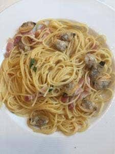 ヴィクトリアステーション 静内店