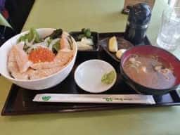 寿司酒場 すし屋の秀よし
