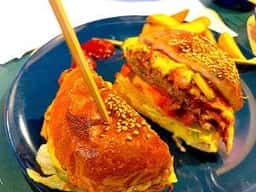 csburger シーエスバーガー