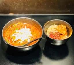 炭火焼肉 大手門