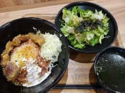 ローストビーフ丼やまと イオンモール高岡店