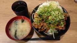 伝説のすた丼屋 大宮東口店