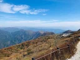伊吹山頂 えびす屋