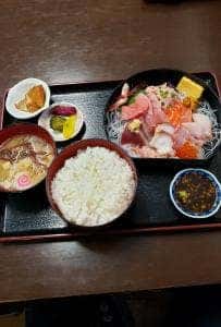 堀添食堂