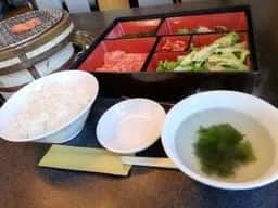 炭火焼肉 花備