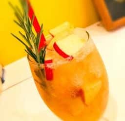 WIRED CAFE 横浜相鉄ジョイナス店