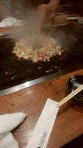 カチャカチャ。