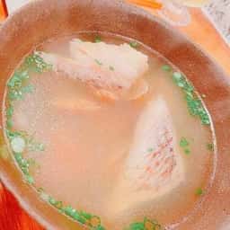 煮込み屋 ぐっつ