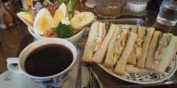 珈琲専門店 巴里