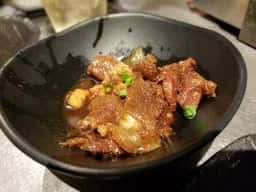 牛三