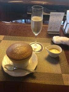 六盛 スフレ・カフェコーナー 茶庭