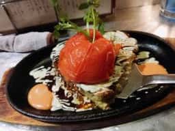 鉄板焼とワイン COCOLO