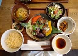cafe&dining wawa和