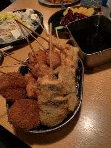 薄利多賣半兵ヱ 札幌すすきのロビンソン向かいかつや隣2階店