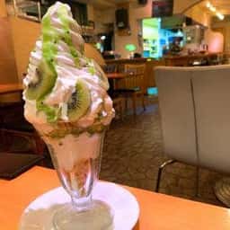 カフェ スリーエッグス