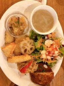 Modernark pharm Cafe