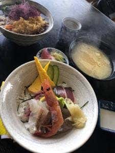 眺望亭 川忠