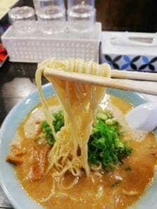 支那そば 餐休 辰巳店