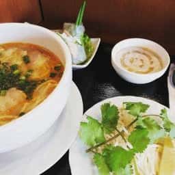 ベトナム料理NONLA