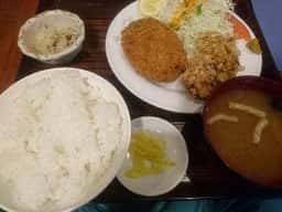 ホルモン焼肉 だるま家 本店