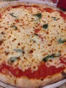 石釜ピッツェリア St Poupee