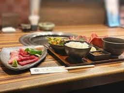 近江牛 焼肉 すき焼き 専門店 万葉 まえだ亭