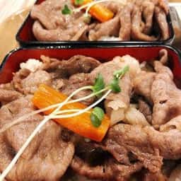 お肉の専門店スギモト グランベリーパーク店