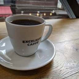 エクセルシオールカフェ 新宿三丁目店