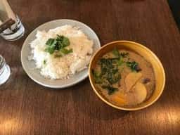 kuriyum thai kitchen
