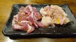 酒とホルモンとお肉 ぜっと