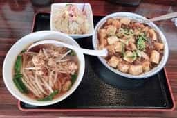 中華料理 四川や 各務原店