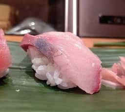 すし辰