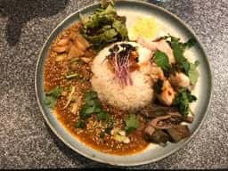 ヤムヤム食堂