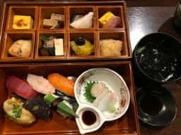 日本料理 まるやまかわなか