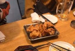 骨付鳥、からあげ、ハイボール がブリチキン。池袋西口駅前店