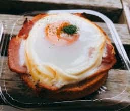 子たぬきのパン