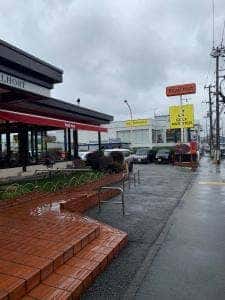 ロイヤルホスト 衣笠インター店