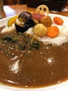 カレーハウス スパイシーつかしん店